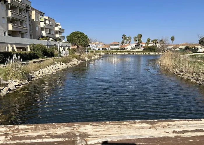 Appt 2 Pieces Avec Climatisation Et Parking, Vue Sur - Port Camargue - Fr-1-250-299 Appartement Le Grau-du-Roi