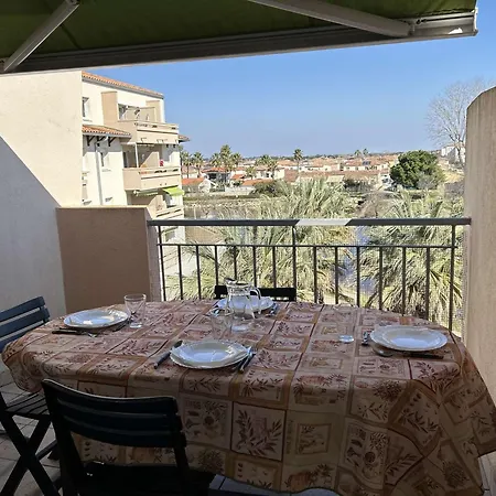 Apartment Appt 2 Pieces Avec Climatisation Et Parking, Vue Sur - Port Camargue - Fr-1-250-299 *