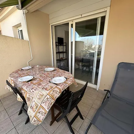 Apartment Appt 2 Pieces Avec Climatisation Et Parking, Vue Sur - Port Camargue - Fr-1-250-299