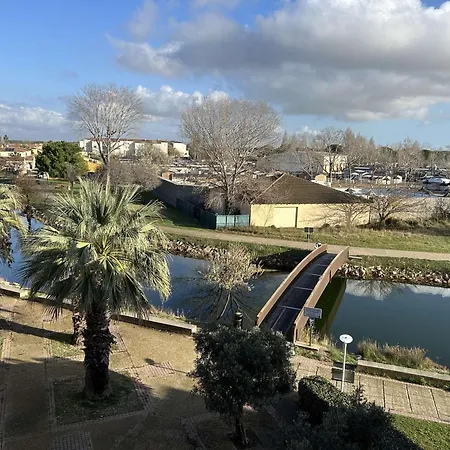 شقة Appt 2 Pieces Avec Climatisation Et Parking, Vue Sur - Port Camargue - Fr-1-250-299 *